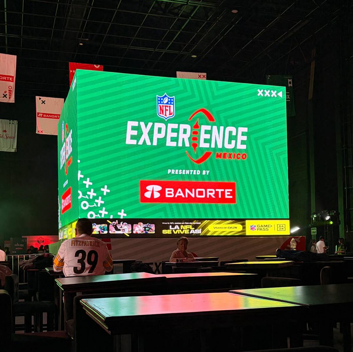 NFL Experience en México (Yedi Moreno)