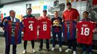 Elementos de Atlante y 49ers intercambiaron camisetas previo al duelo entre los Potros y Pachuca. FOTO: Cortesía