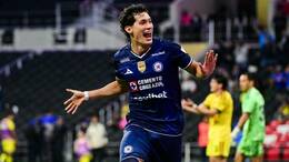 Jesús Orozco celebra su anotación en el Clásico Joven frente al América. FOTO: Imago7
