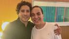 Memo Ochoa compartio varias postales de su encuentro con el cantante Cristian. FOTO: @yosoy8a