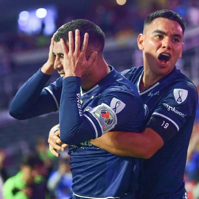 Jugadores de Cruz Azul no viajaron a Miami por fallas en avión / Mexsport