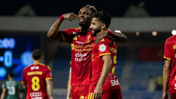 Julián Quiñones anotó gol con Al-Qadisiya en empata a tres goles / X:Al-Qadisiya