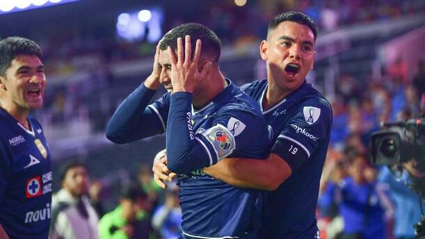 Jugadores de Cruz Azul no viajaron a Miami por fallas en avión / Mexsport