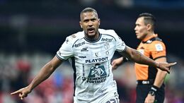 Salomón Rondón es el goleador del Apertura 2026 tras concluir la Jornada 8 (Fotografía: Mexsport)