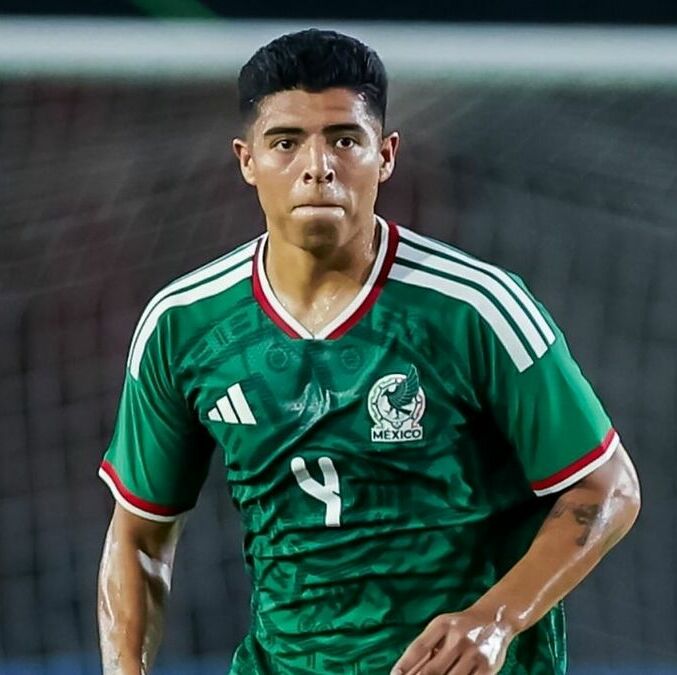 Víctor Guzmán será convocado al Tri de Rafa Márquez (Fotografía: Mexsport)