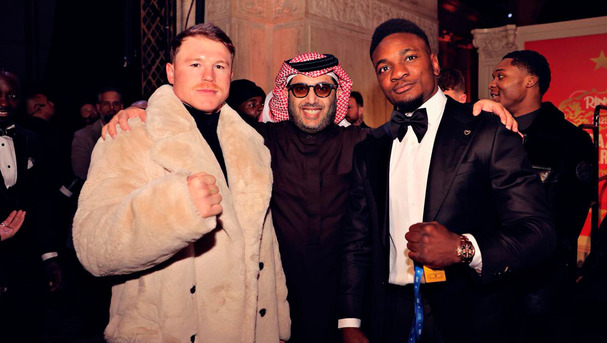 Canelo Álvarez volverá a la acción ante Mbilli en septiembre. (Foto: X @Turki_alalshikh)
