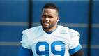 Aaron Donald durante una práctica de los Rams. FOTO: Reuters