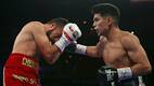 Joselito Velázquez lanza un golpe a Armando Vázquez en una funcion de boxeo. FOTO: Imago7