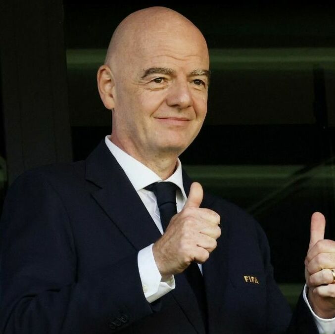 Infantino enfrenta fuertes presiones de UEFA y Concacaf (Fotografía: Reuters)