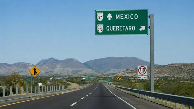 Carretera en México (ChatGPT)
