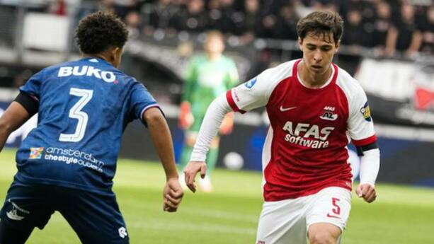 Mateo Chávez es fundamental en el AZ Alkmaar (@AZAlkmaar)