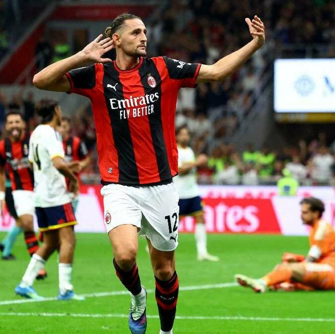 Milan goleó a Lecce y ya son quinto lugar de la clasificación / Reuters