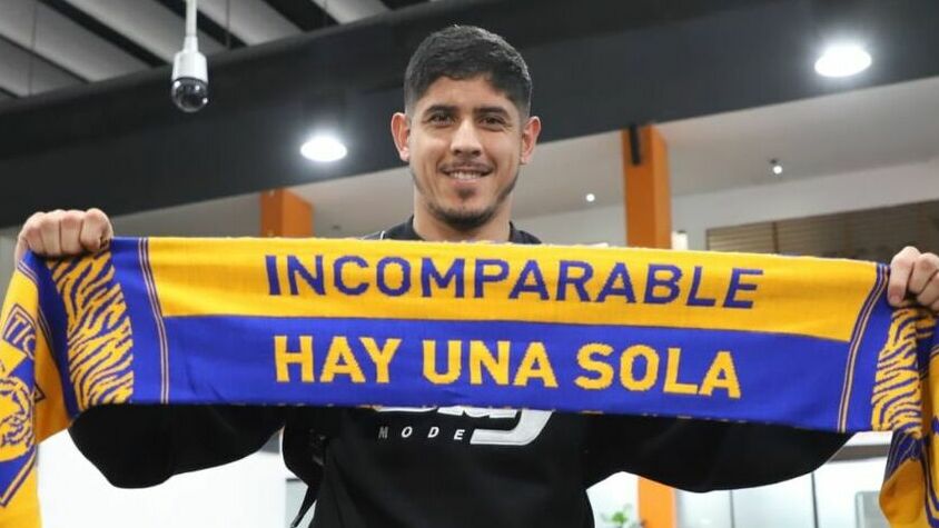 Alan Franco ya llegó a tierra regia. (Foto: Luis Guerra)