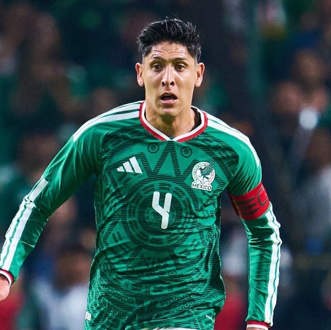 Edson Álvarez en un juego de la Selección Mexicana (Mexsport)