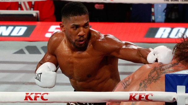 Anthony Joshua podría poner punto final a su carrera como boxeador (Reuters)