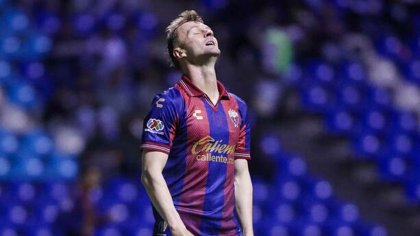 Atlante no supo mantener la ventaja y dejó escapar el triunfo ante Puebla en el Cuauhtémoc. FOTO: Mexsport