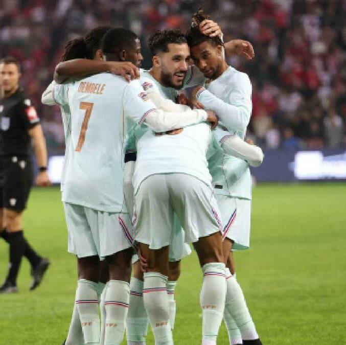 Francia inicia con triunfo la era Zidane / Reuters