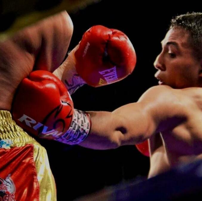 Arturo "Lobito" Torres (arturotorres.box)