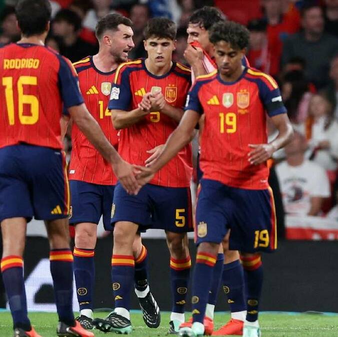 España se queda con la victoria de visita ante Inglaterra / Reuters
