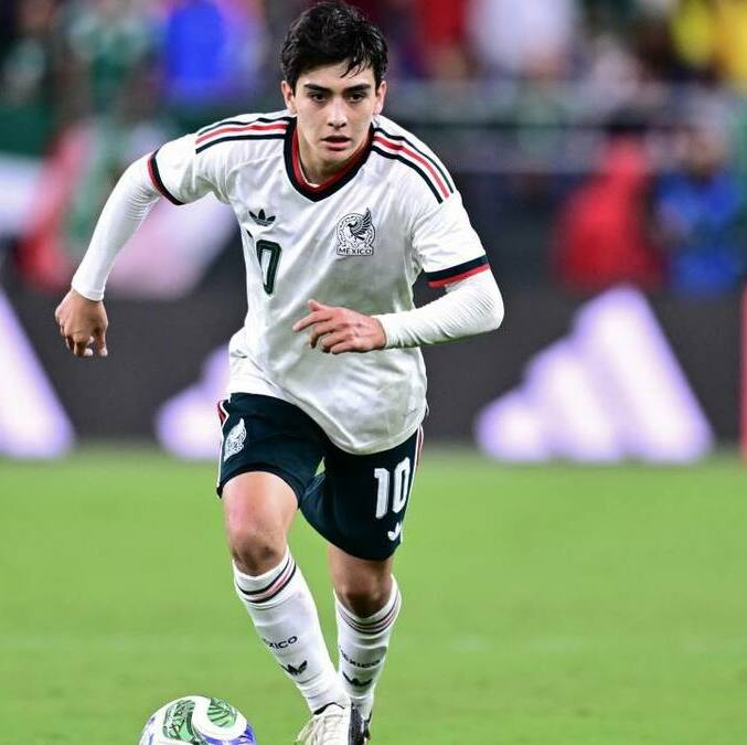 Gil Mora sigue deslumbrando con su talento (Imago7)