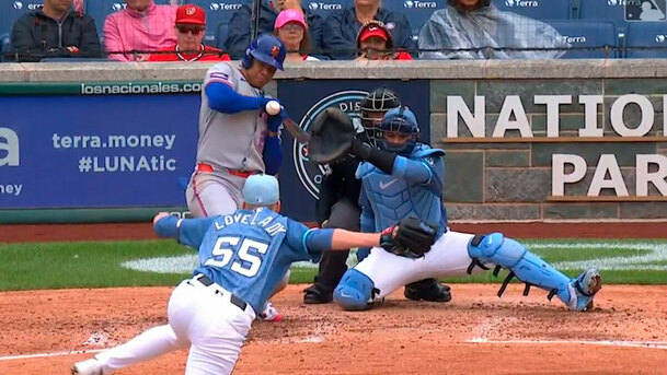 Juan Soto sufrió un pelotazo a la mano en el Mets vs. Nationals. (Foto: Captura de pantalla - MLB.com)