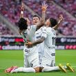 Querétaro sorprendió a las Chivas en su casa y se llevó los tres puntos (Fotografía: Imago 7)