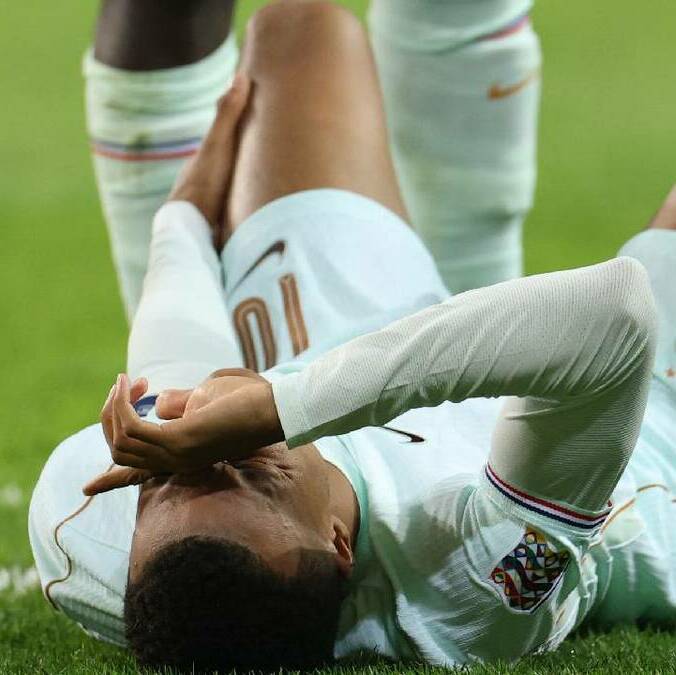 Real Madrid revela gravedad de lesión de Mbappé / Reuters