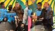 Antonio Mohamed reclama a Katia Itzel García en el túnel rumbo a vestidores del Estadio Banorte. FOTO: Captura