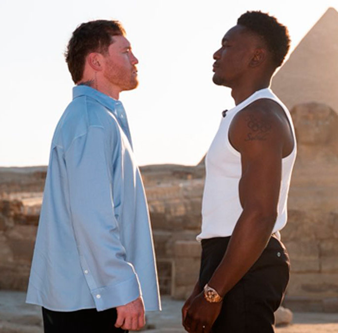 Canelo y Mbilli tuvieron su primer careo en Egipto. (Foto: X @Canelo)