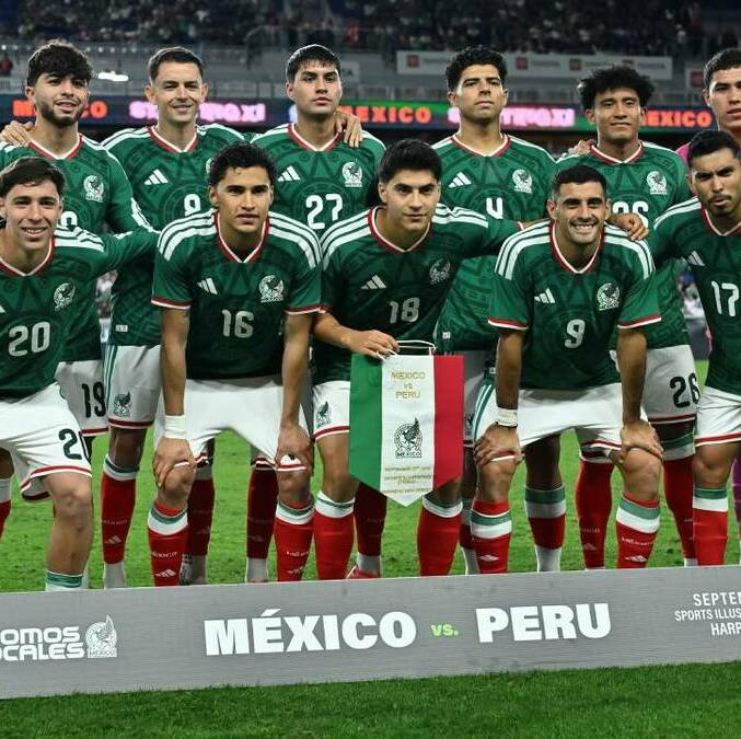 México enfrentó a Perú en su último compromiso (Imago7)