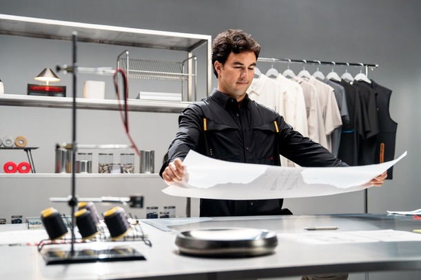 Checo Pérez trabajo muy de cerca con MAJA Sportswear (Cortesía)