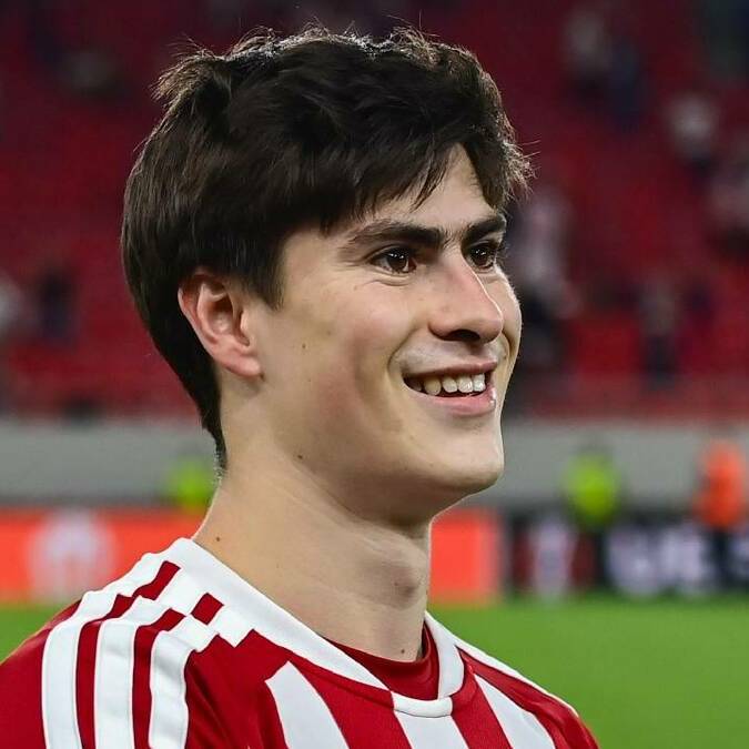 Hormiga González se convierte en el jugador más caro en Grecia / X: Olympiacos