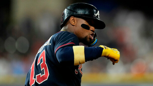 Ronald Acuña Jr. y los Braves buscan revancha de la Serie de Campeonato del 2021. (Foto: MLB.com)