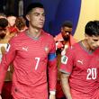 Cristiano Ronaldo y Joao Cancelo (Reuters)