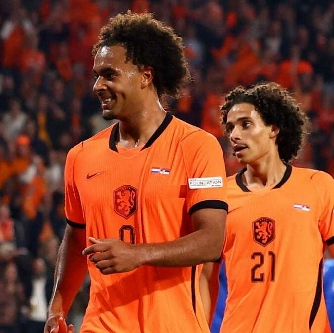 Joshua Zirkzee le anotó a Serbia (Reuters)