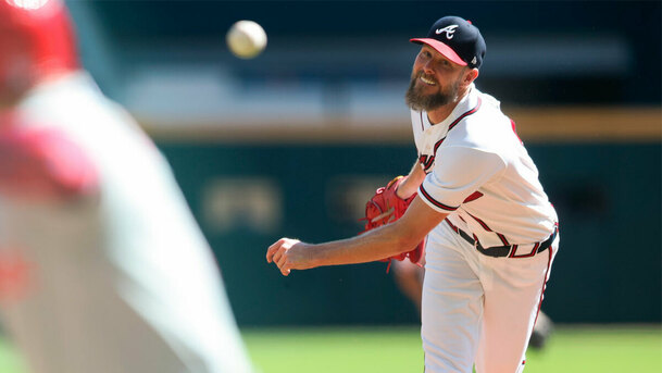 Chris Sale lanzará por los Braves con 4 días de descanso desde que relevó en el J3 de la Serie de Comodines. (Foto: MLB.com)