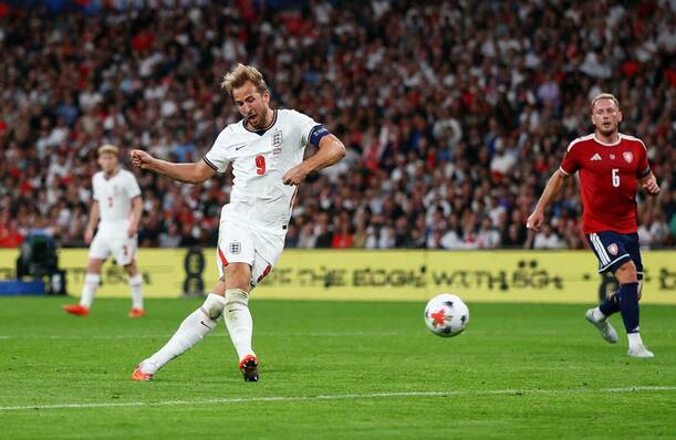Harry Kane se coloca como el máximo goleador de Inglaterra / Reuters