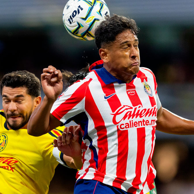 Luis Romo se perderá el Clásico Tapatío. (Foto: Mexsport)