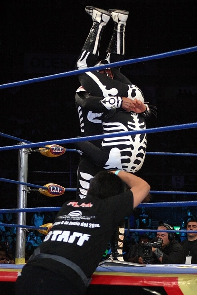 La Parka quedó lesionado tras el martinete