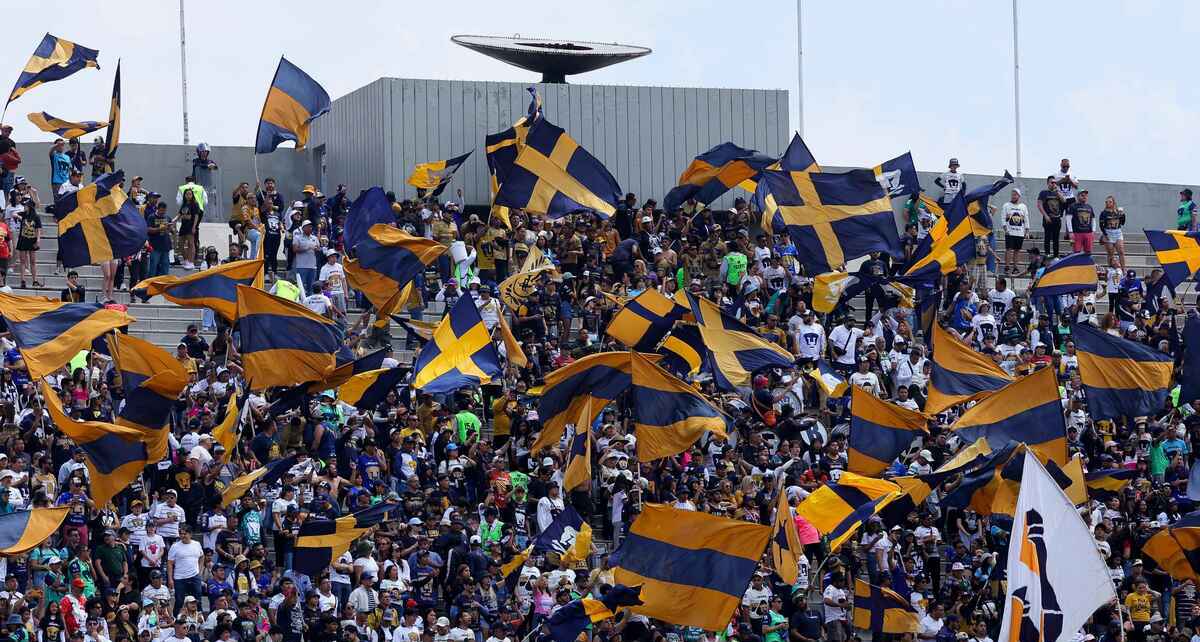 Afición de Pumas en el Estadio Olímpico Universitario (Imago7)