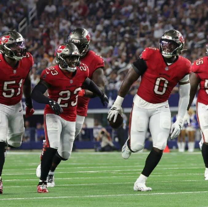 Buccaneers sorprenden a Dallas Cowboys y consiguen su primera victoria de la temporada. FOTO: Reuters