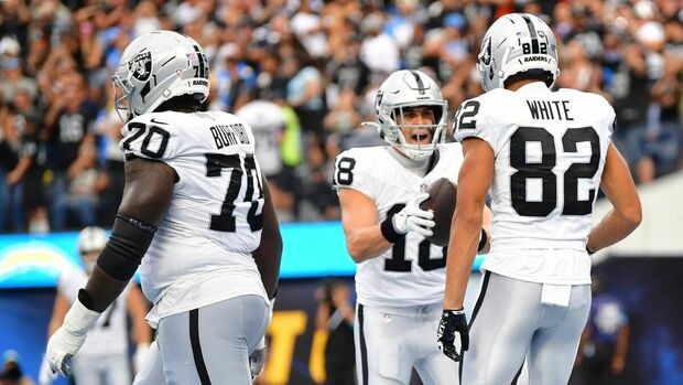 Los Raiders tendrán duelo de invictos ante Chiefs (Fotografía: Reuters)