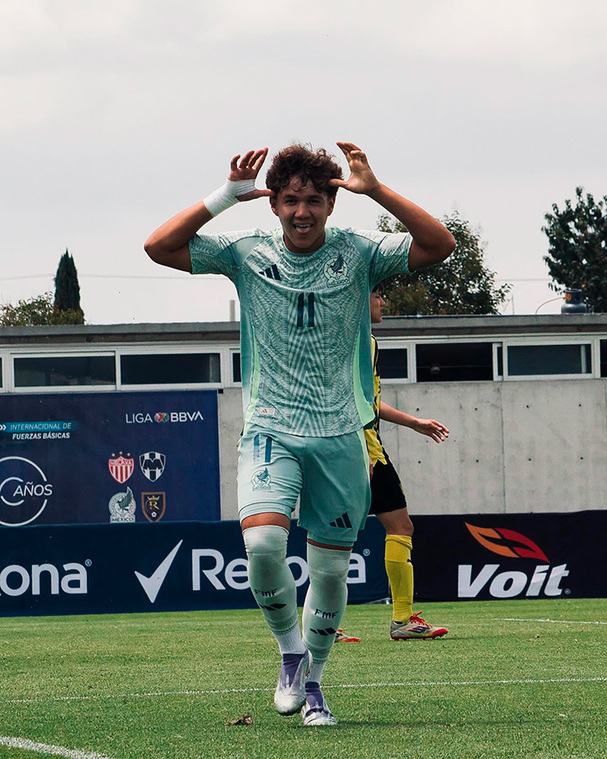 Santiago Cisneros ha llevado un proceso en selecciones menores. (Foto: Instagram santiago.cisneros__)