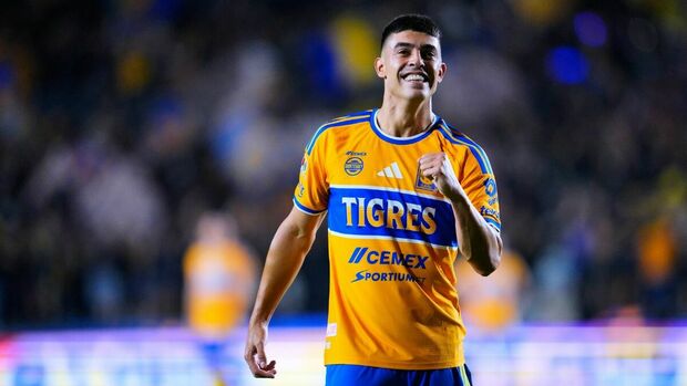 Juan Brunetta le dio la victoria a Tigres con un doblete (Fotografía: Mexsport)