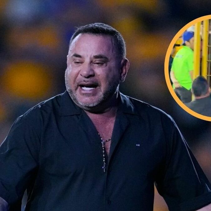Turco Mohamed le 'cantó' a la afición de Tigres los títulos que les ha ganado (Fotografía: Mexsport)