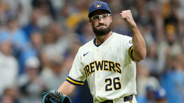 Los Brewers intentarán tomar una ventaja de 2-0 ante los Dodgers en la SCLN. (Foto: MLB.com)
