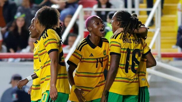 Jamaica le sacó la victoria a la Selección Mexicana Femenil en el Victoria (Fotografía: Imago 7)