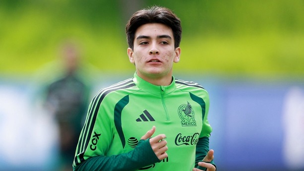 Gilberto Mora podría perderse el juego entre México y Estados Unidos (Reuters)