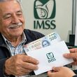 Atención pensionados: esta es la fecha para cobrar el aguinaldo del IMSS 2026. (ChatGPT).