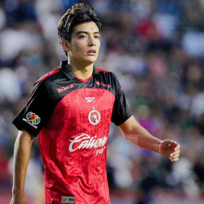 Gilberto Mora (Imago7)